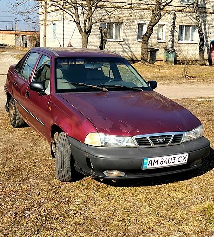 Червоний Деу Нексія, об'ємом двигуна 1.5 л та пробігом 178 тис. км за 720 $, фото 4 на Automoto.ua