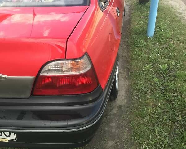 Червоний Деу Нексія, об'ємом двигуна 1.5 л та пробігом 195 тис. км за 1500 $, фото 4 на Automoto.ua