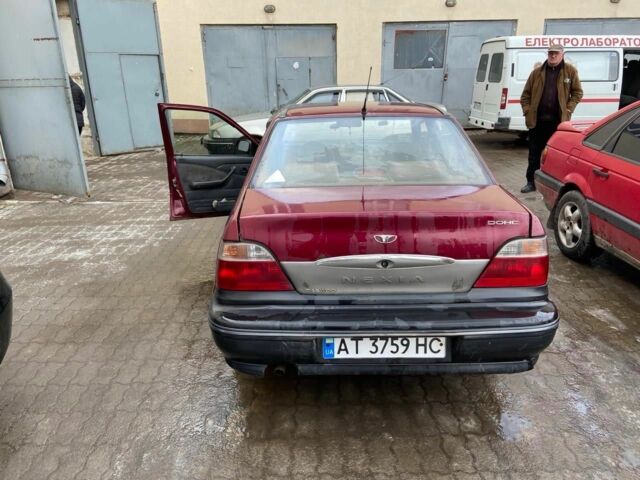 Красный Дэу Нексия, объемом двигателя 1.5 л и пробегом 300 тыс. км за 700 $, фото 4 на Automoto.ua