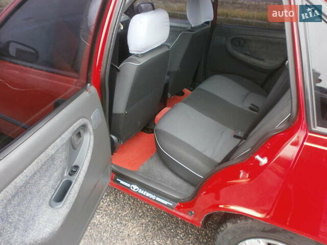 Червоний Деу Нексія, об'ємом двигуна 1.5 л та пробігом 181 тис. км за 2750 $, фото 10 на Automoto.ua