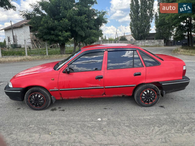 Красный Дэу Нексия, объемом двигателя 1.5 л и пробегом 185 тыс. км за 850 $, фото 1 на Automoto.ua