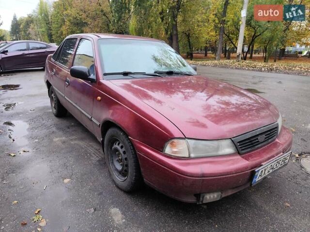 Красный Дэу Нексия, объемом двигателя 1.5 л и пробегом 181 тыс. км за 1450 $, фото 4 на Automoto.ua