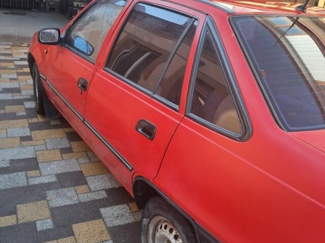 Красный Дэу Нексия, объемом двигателя 1.5 л и пробегом 165 тыс. км за 1000 $, фото 6 на Automoto.ua