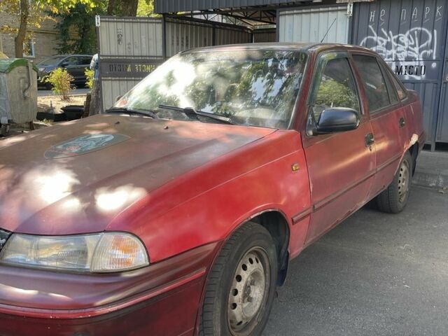 Красный Дэу Нексия, объемом двигателя 1.5 л и пробегом 280 тыс. км за 500 $, фото 2 на Automoto.ua