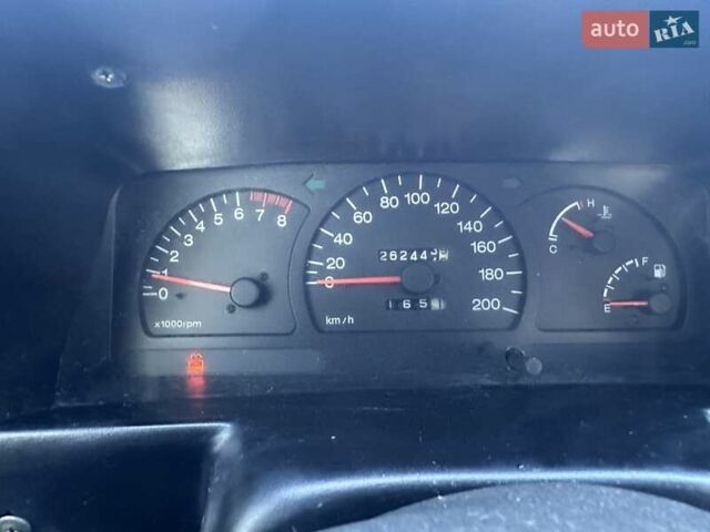 Красный Дэу Нексия, объемом двигателя 1.5 л и пробегом 262 тыс. км за 2800 $, фото 6 на Automoto.ua