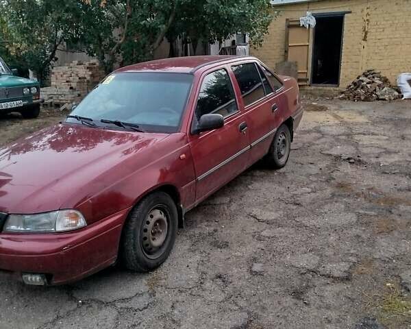 Красный Дэу Нексия, объемом двигателя 1.6 л и пробегом 165 тыс. км за 1300 $, фото 2 на Automoto.ua