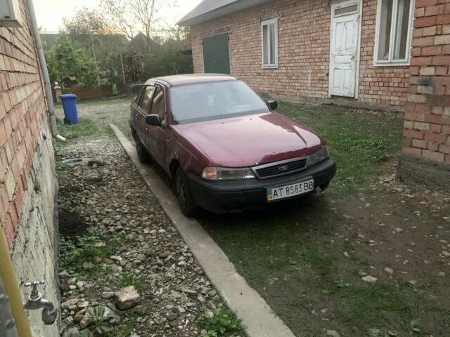 Червоний Деу Нексія, об'ємом двигуна 1.5 л та пробігом 190 тис. км за 750 $, фото 3 на Automoto.ua