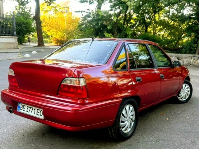 Красный Дэу Нексия, объемом двигателя 1.5 л и пробегом 230 тыс. км за 1750 $, фото 6 на Automoto.ua