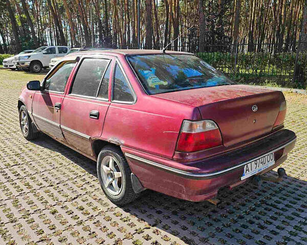 Красный Дэу Нексия, объемом двигателя 1.5 л и пробегом 333 тыс. км за 1100 $, фото 3 на Automoto.ua