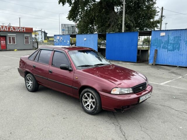 Красный Дэу Нексия, объемом двигателя 1.6 л и пробегом 230 тыс. км за 850 $, фото 2 на Automoto.ua