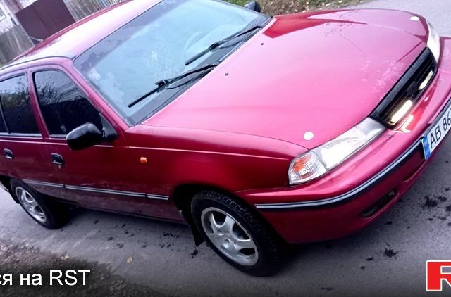 Червоний Деу Нексія, об'ємом двигуна 1.5 л та пробігом 88 тис. км за 1350 $, фото 2 на Automoto.ua