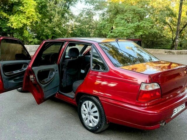 Красный Дэу Нексия, объемом двигателя 1.5 л и пробегом 230 тыс. км за 1750 $, фото 16 на Automoto.ua