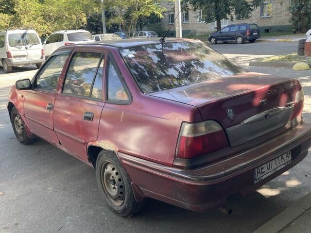 Красный Дэу Нексия, объемом двигателя 1.5 л и пробегом 280 тыс. км за 500 $, фото 3 на Automoto.ua