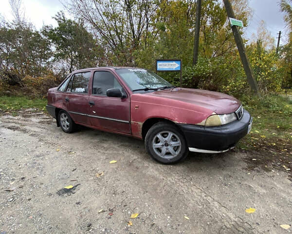 Деу Нексія 2007 у Києві на Automoto.ua Червоний Деу Нексія, об'ємом двигуна 1.6 л та пробігом 30 тис. км за 800 $, фото 1 на Automoto.ua