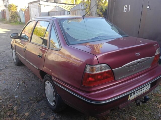 Красный Дэу Нексия, объемом двигателя 1.5 л и пробегом 180 тыс. км за 2100 $, фото 2 на Automoto.ua