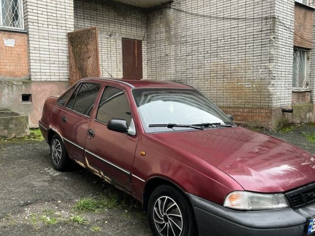 Червоний Деу Нексія, об'ємом двигуна 1.5 л та пробігом 290 тис. км за 1200 $, фото 3 на Automoto.ua