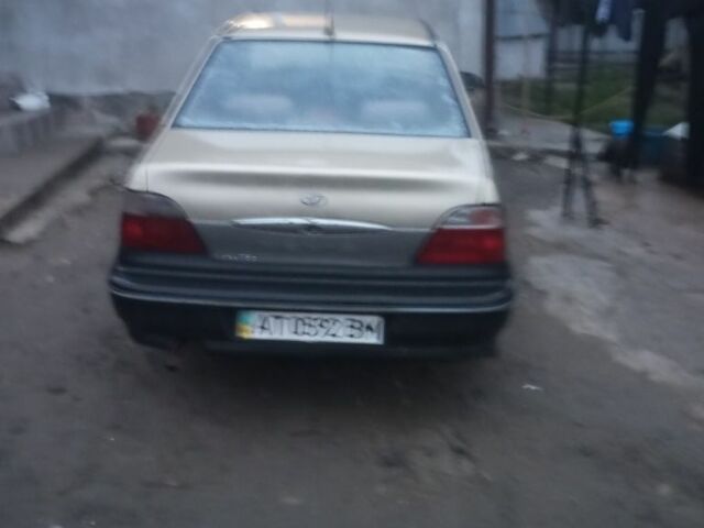 Червоний Деу Нексія, об'ємом двигуна 1.6 л та пробігом 2 тис. км за 700 $, фото 1 на Automoto.ua