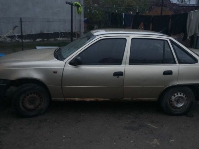 Червоний Деу Нексія, об'ємом двигуна 1.6 л та пробігом 2 тис. км за 700 $, фото 2 на Automoto.ua