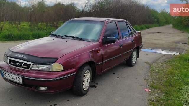 Червоний Деу Нексія, об'ємом двигуна 1.5 л та пробігом 356 тис. км за 1200 $, фото 3 на Automoto.ua