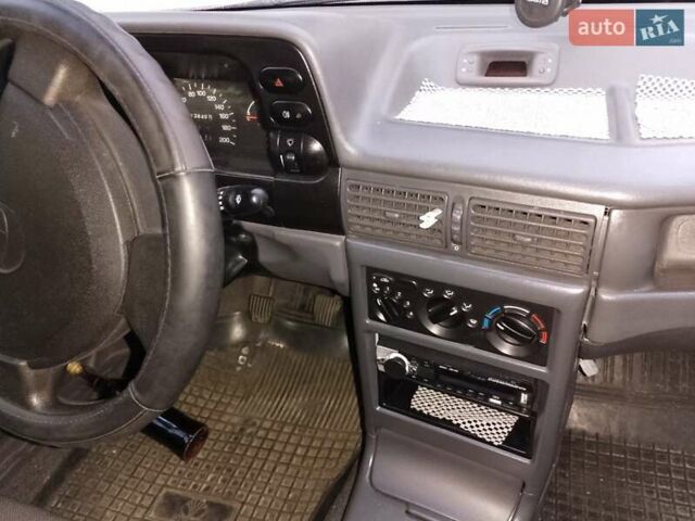 Деу Нексія 2007 у Києві на Automoto.ua Червоний Деу Нексія, об'ємом двигуна 1.5 л та пробігом 138 тис. км за 2055 $, фото 9 на Automoto.ua