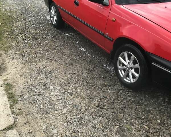 Червоний Деу Нексія, об'ємом двигуна 1.5 л та пробігом 195 тис. км за 1500 $, фото 3 на Automoto.ua