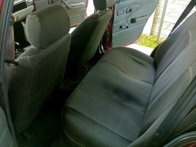 Красный Дэу Нексия, объемом двигателя 1.5 л и пробегом 114 тыс. км за 2500 $, фото 7 на Automoto.ua