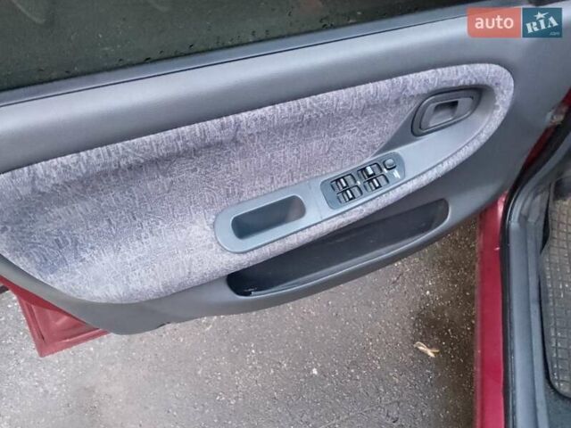 Деу Нексія 2007 у Києві на Automoto.ua Червоний Деу Нексія, об'ємом двигуна 1.5 л та пробігом 138 тис. км за 2055 $, фото 5 на Automoto.ua