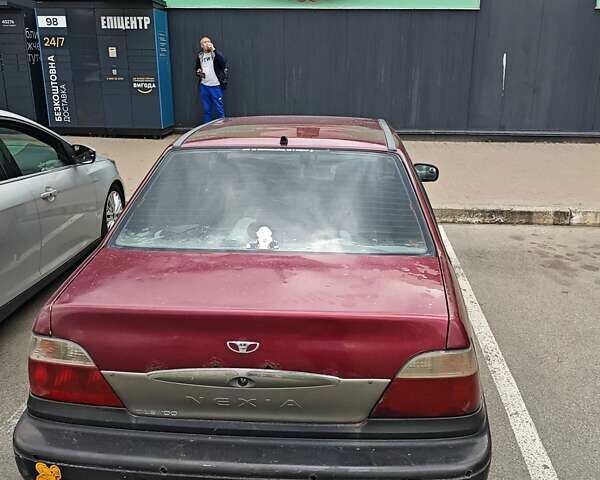 Красный Дэу Нексия, объемом двигателя 1.5 л и пробегом 300 тыс. км за 1250 $, фото 6 на Automoto.ua