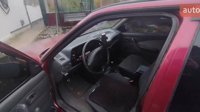 Красный Дэу Нексия, объемом двигателя 1.5 л и пробегом 90 тыс. км за 1200 $, фото 15 на Automoto.ua