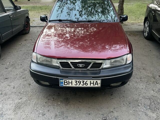 Красный Дэу Нексия, объемом двигателя 1.5 л и пробегом 153 тыс. км за 1569 $, фото 3 на Automoto.ua