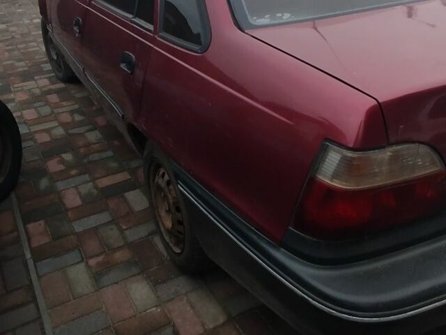 Красный Дэу Нексия, объемом двигателя 1.5 л и пробегом 181 тыс. км за 1100 $, фото 2 на Automoto.ua
