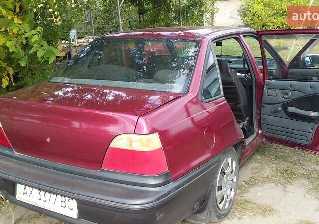 Червоний Деу Нексія, об'ємом двигуна 1.5 л та пробігом 298 тис. км за 1700 $, фото 3 на Automoto.ua