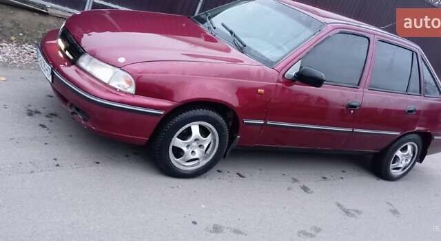 Красный Дэу Нексия, объемом двигателя 1.45 л и пробегом 270 тыс. км за 1350 $, фото 3 на Automoto.ua