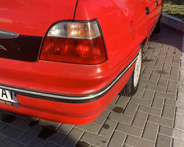 Червоний Деу Нексія, об'ємом двигуна 1.6 л та пробігом 157 тис. км за 1800 $, фото 5 на Automoto.ua