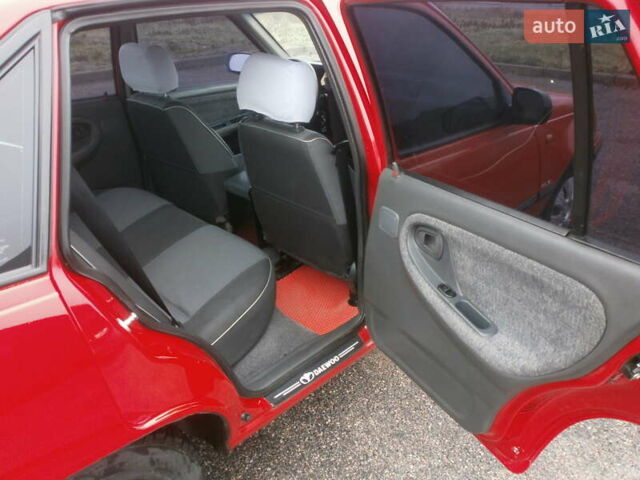 Червоний Деу Нексія, об'ємом двигуна 1.5 л та пробігом 181 тис. км за 2750 $, фото 12 на Automoto.ua