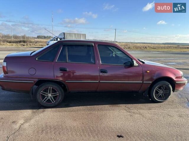 Красный Дэу Нексия, объемом двигателя 1.5 л и пробегом 262 тыс. км за 2800 $, фото 4 на Automoto.ua