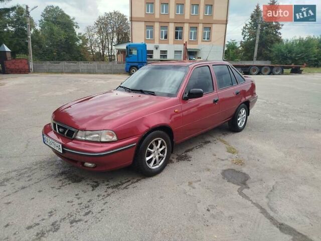 Червоний Деу Нексія, об'ємом двигуна 1.5 л та пробігом 364 тис. км за 1750 $, фото 1 на Automoto.ua