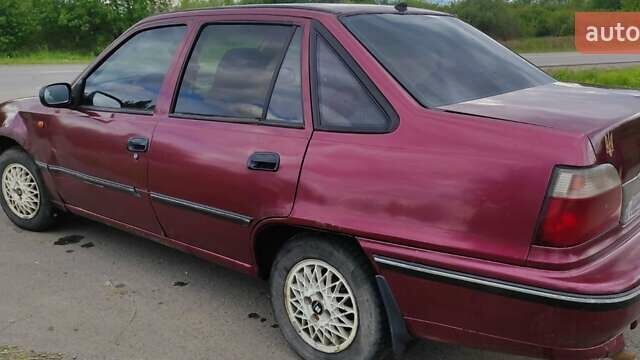 Красный Дэу Нексия, объемом двигателя 1.5 л и пробегом 356 тыс. км за 1200 $, фото 2 на Automoto.ua