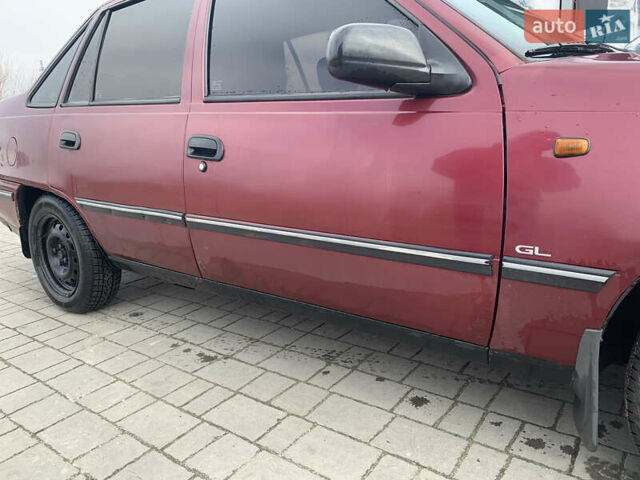 Червоний Деу Нексія, об'ємом двигуна 1.5 л та пробігом 305 тис. км за 1450 $, фото 4 на Automoto.ua