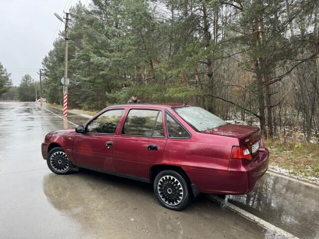 Червоний Деу Нексія, об'ємом двигуна 1.5 л та пробігом 150 тис. км за 1000 $, фото 6 на Automoto.ua