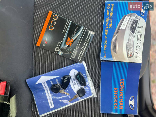 Красный Дэу Нексия, объемом двигателя 1.6 л и пробегом 162 тыс. км за 2100 $, фото 25 на Automoto.ua