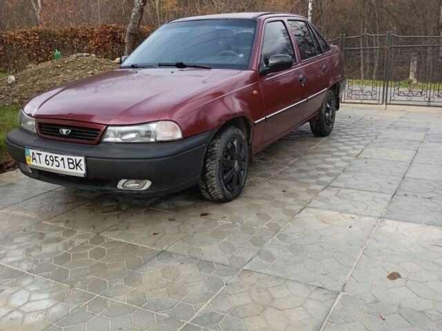 Красный Дэу Нексия, объемом двигателя 0 л и пробегом 111 тыс. км за 1150 $, фото 1 на Automoto.ua