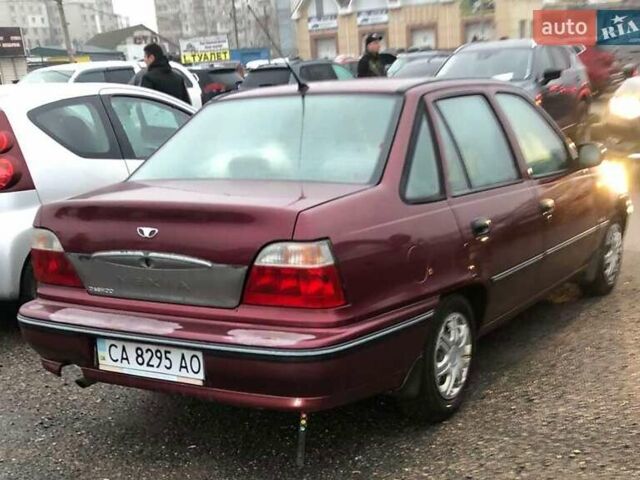 Красный Дэу Нексия, объемом двигателя 1.5 л и пробегом 53 тыс. км за 2300 $, фото 2 на Automoto.ua