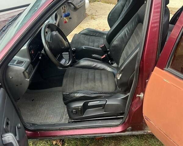 Красный Дэу Нексия, объемом двигателя 0 л и пробегом 50 тыс. км за 1100 $, фото 1 на Automoto.ua