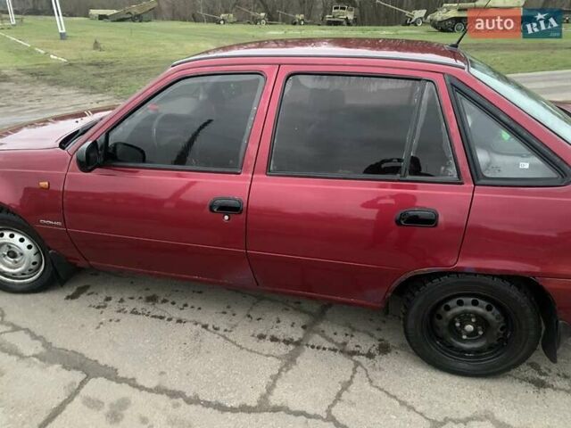 Красный Дэу Нексия, объемом двигателя 1.5 л и пробегом 67 тыс. км за 2300 $, фото 1 на Automoto.ua