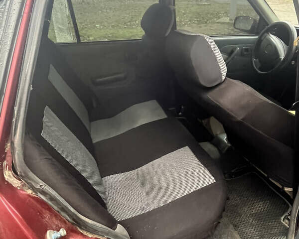 Красный Дэу Нексия, объемом двигателя 1.5 л и пробегом 267 тыс. км за 1900 $, фото 5 на Automoto.ua