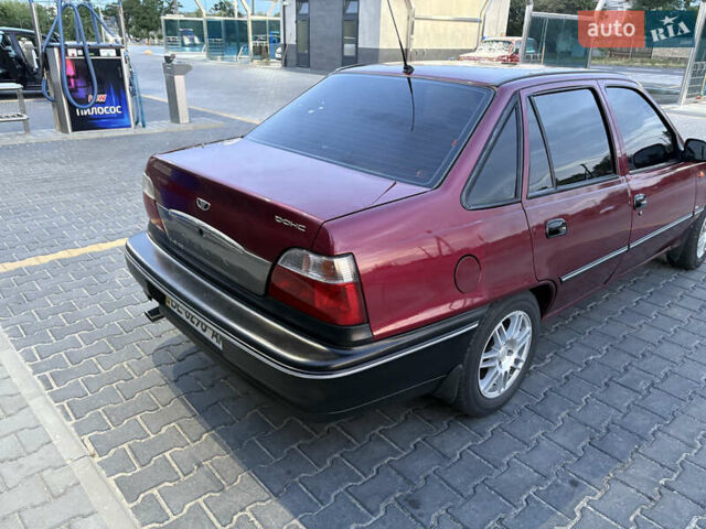Червоний Деу Нексія, об'ємом двигуна 1.5 л та пробігом 115 тис. км за 2100 $, фото 1 на Automoto.ua