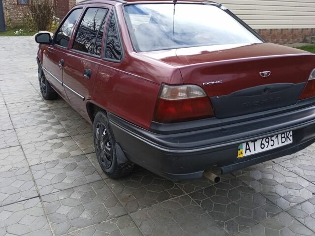 Красный Дэу Нексия, объемом двигателя 0 л и пробегом 111 тыс. км за 1150 $, фото 3 на Automoto.ua