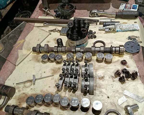 Червоний Деу Нексія, об'ємом двигуна 1.6 л та пробігом 319 тис. км за 1250 $, фото 7 на Automoto.ua