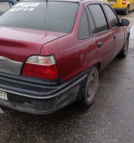 Червоний Деу Нексія, об'ємом двигуна 1.5 л та пробігом 245 тис. км за 2350 $, фото 1 на Automoto.ua